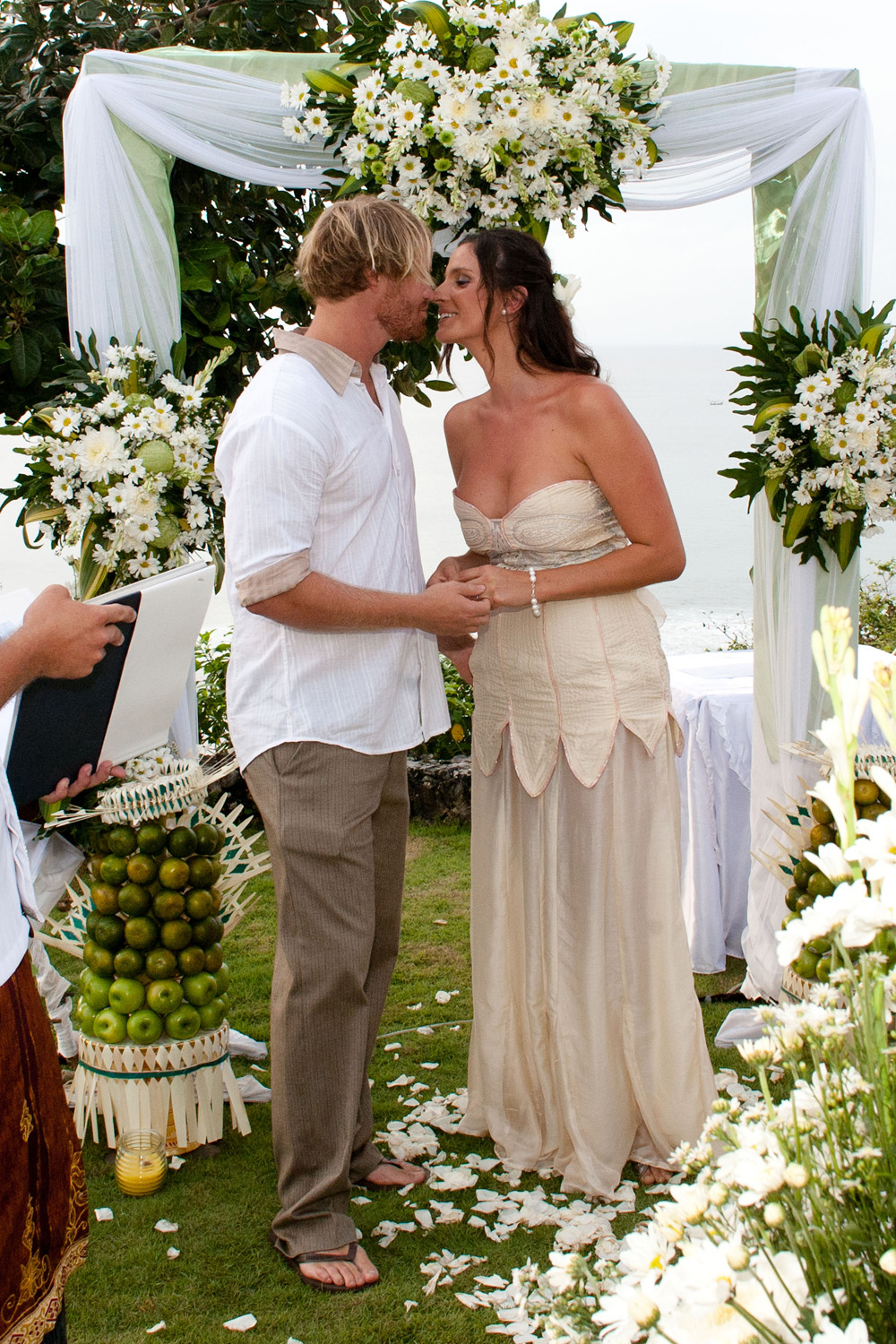036_Brock and Maites Wedding 2011-04-22