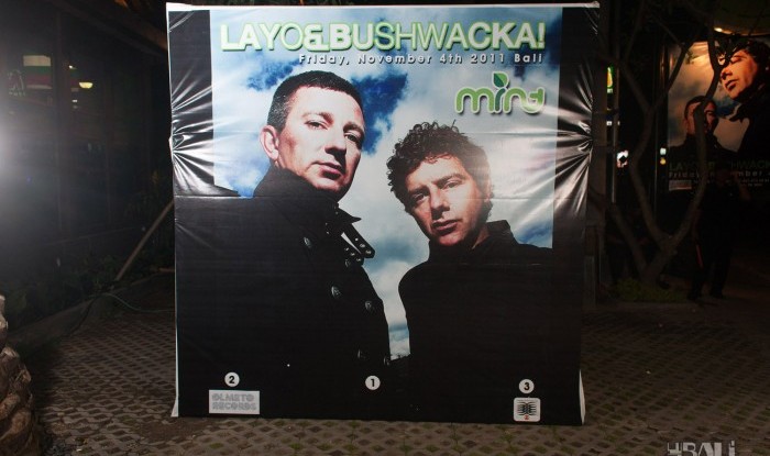 Layo&Bushwacka at Mint 11-11-04_006